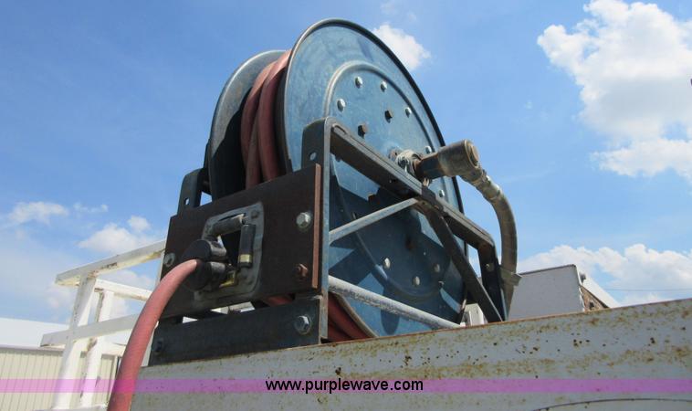 image for item D2473 1990 GMC TopKick 7000 service truck