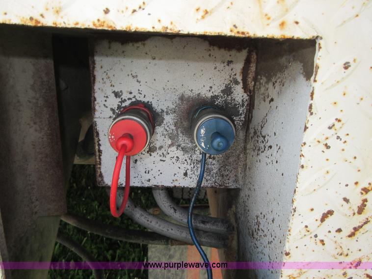 image for item D2473 1990 GMC TopKick 7000 service truck