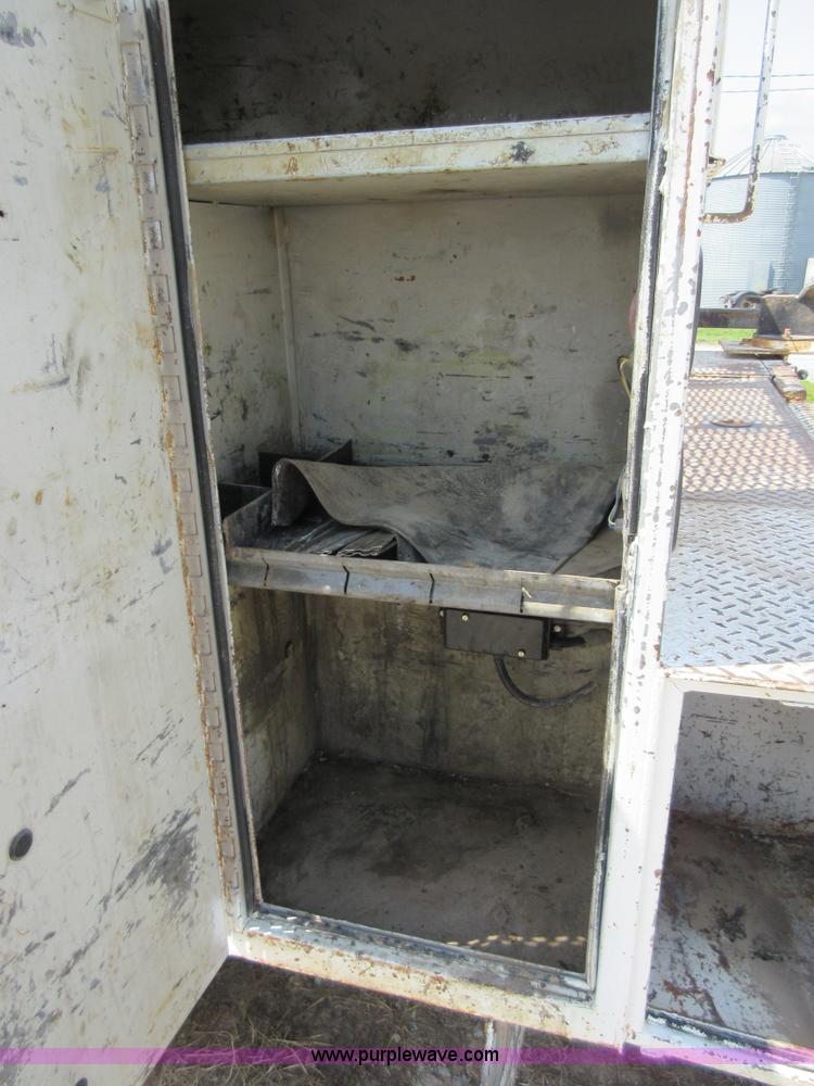 image for item D2473 1990 GMC TopKick 7000 service truck