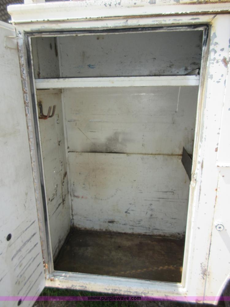 image for item D2473 1990 GMC TopKick 7000 service truck