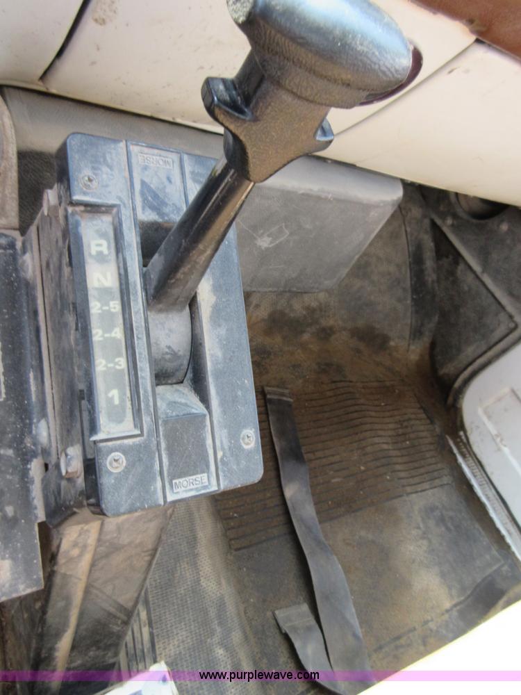 image for item D2473 1990 GMC TopKick 7000 service truck