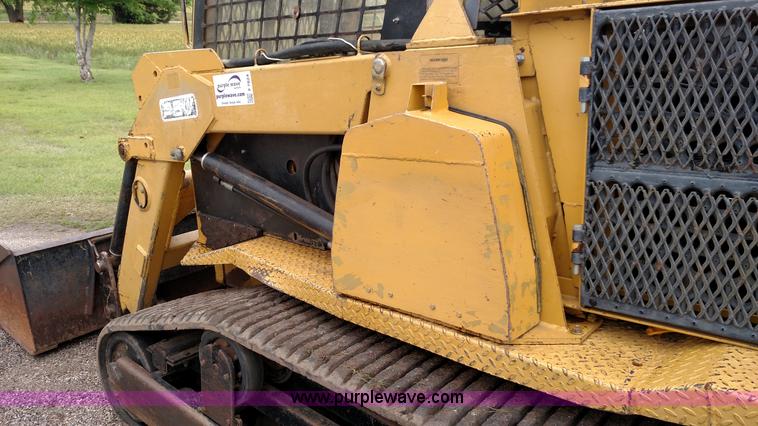 image for item F7824 ASV 4520 skid steer