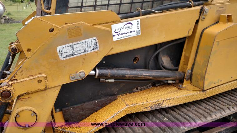 image for item F7824 ASV 4520 skid steer