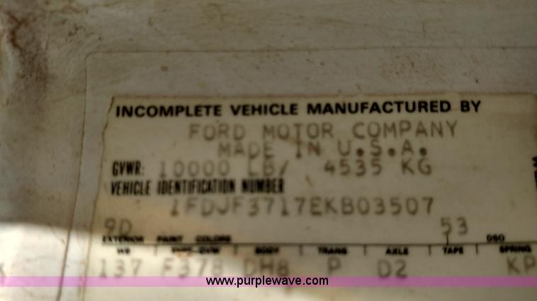 image for item F7825 1984 Ford F350 utility truck