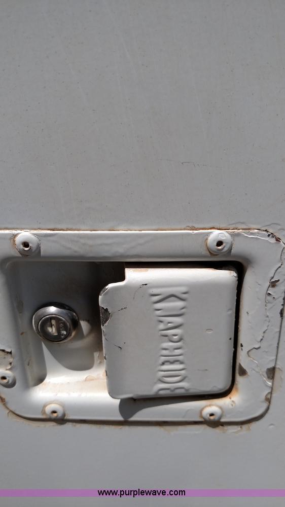 image for item F7825 1984 Ford F350 utility truck