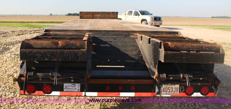 image for item F7838 2014 Maurer drop deck trailer