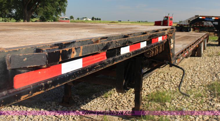 image for item F7838 2014 Maurer drop deck trailer