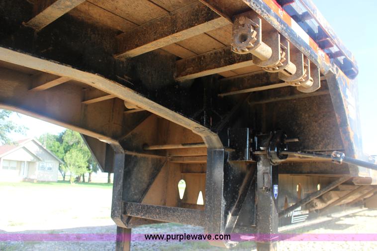 image for item F7838 2014 Maurer drop deck trailer