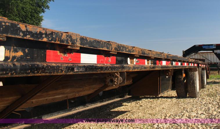 image for item F7838 2014 Maurer drop deck trailer