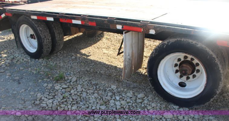 image for item F7838 2014 Maurer drop deck trailer