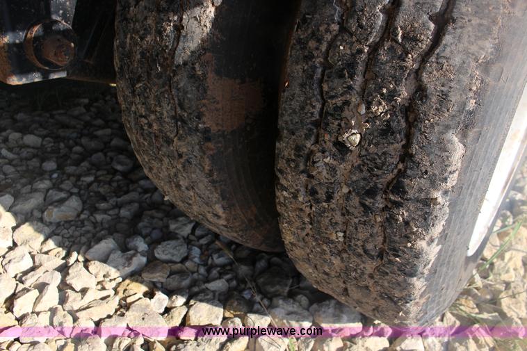 image for item F7838 2014 Maurer drop deck trailer