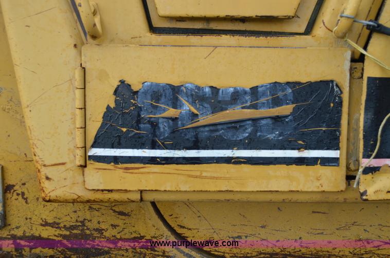 image for item G3602 1995 Caterpillar 963B track loader