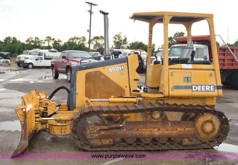 image for item G3603 2000 John Deere 450H LT dozer