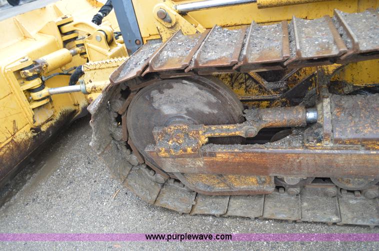 image for item G3603 2000 John Deere 450H LT dozer