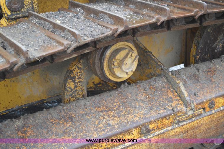 image for item G3603 2000 John Deere 450H LT dozer