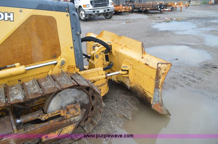 image for item G3603 2000 John Deere 450H LT dozer
