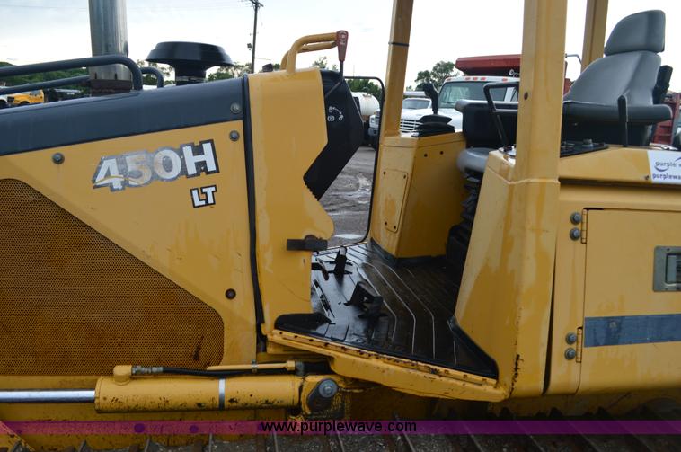 image for item G3603 2000 John Deere 450H LT dozer