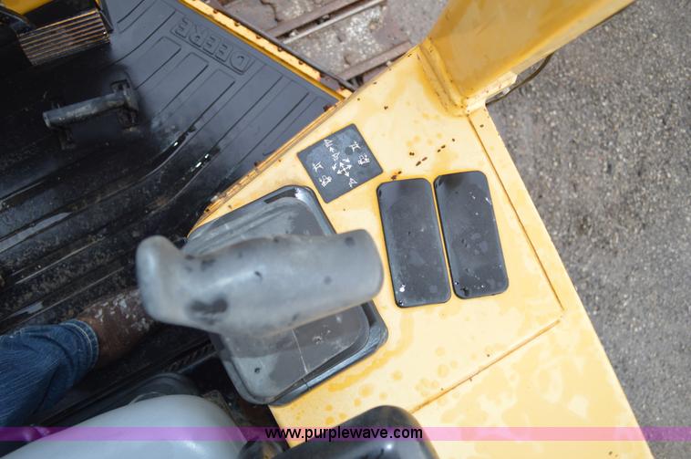 image for item G3603 2000 John Deere 450H LT dozer