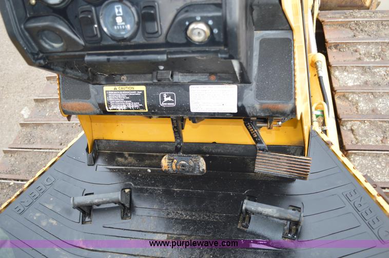 image for item G3603 2000 John Deere 450H LT dozer