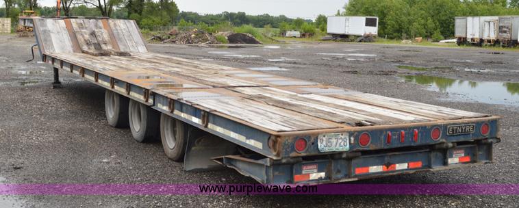 image for item G3605 1996 Etnyre SR35TL3-T1 equipment trailer