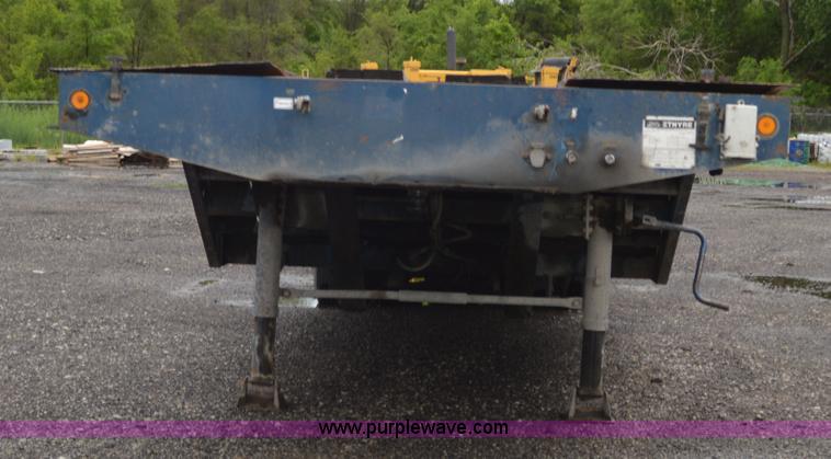 image for item G3605 1996 Etnyre SR35TL3-T1 equipment trailer