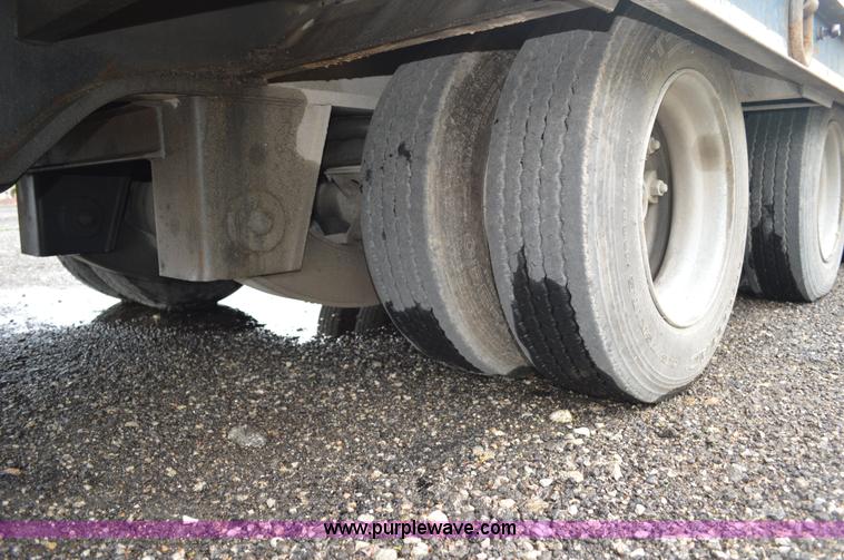 image for item G3605 1996 Etnyre SR35TL3-T1 equipment trailer