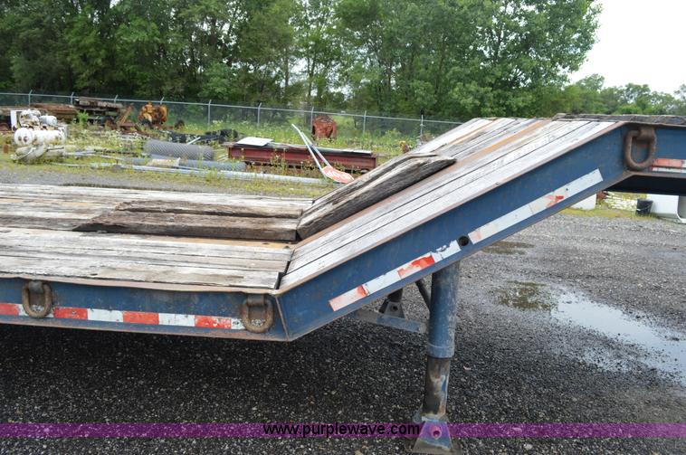 image for item G3605 1996 Etnyre SR35TL3-T1 equipment trailer