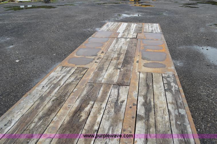 image for item G3605 1996 Etnyre SR35TL3-T1 equipment trailer