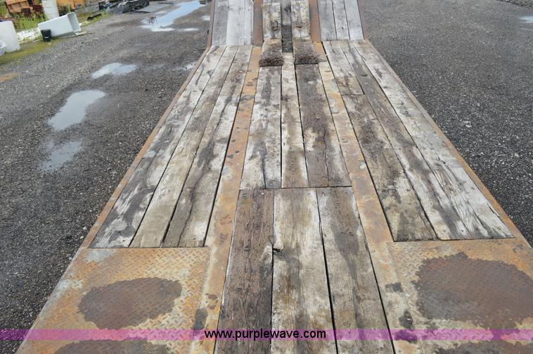 image for item G3605 1996 Etnyre SR35TL3-T1 equipment trailer