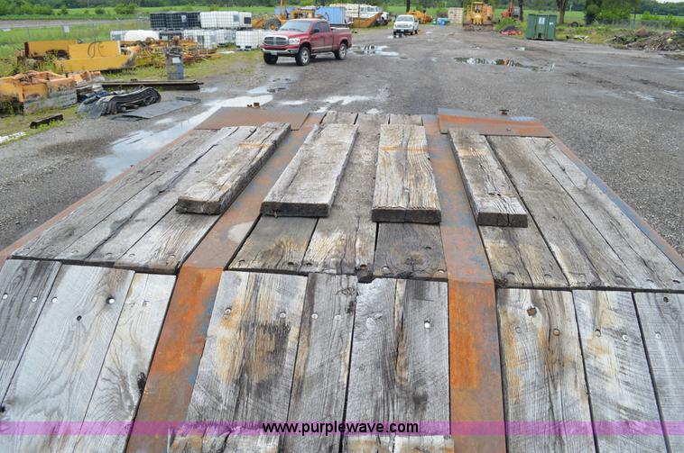 image for item G3605 1996 Etnyre SR35TL3-T1 equipment trailer