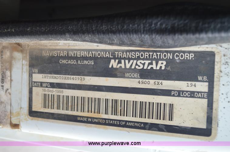 image for item G3607 1999 International 4900 dump truck