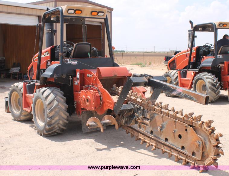 image for item H1501 2011 Ditch Witch RT95 trencher