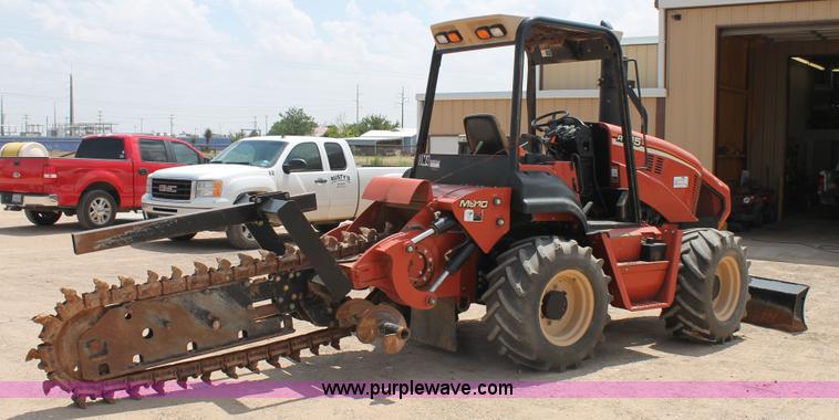 image for item H1501 2011 Ditch Witch RT95 trencher