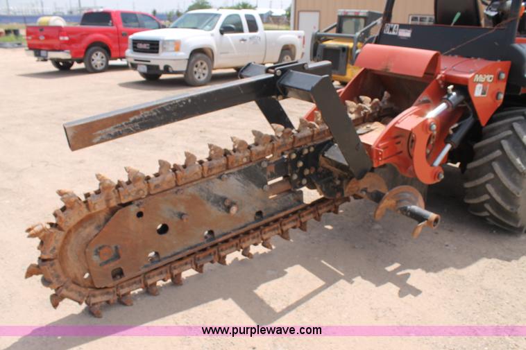 image for item H1501 2011 Ditch Witch RT95 trencher