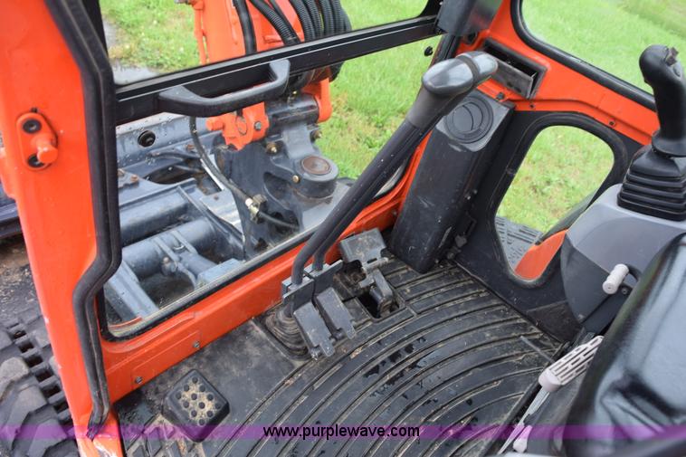 image for item H5056 2008 Kubota KX91-3 compact excavator