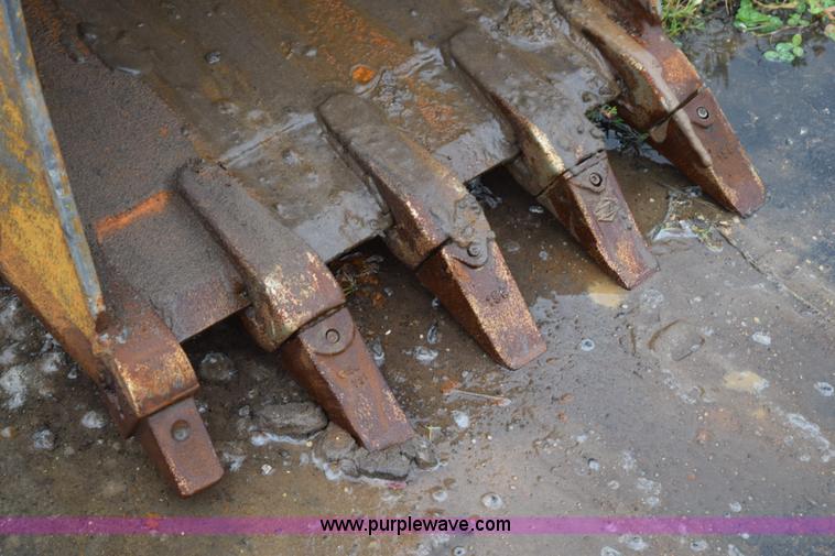 image for item H5056 2008 Kubota KX91-3 compact excavator