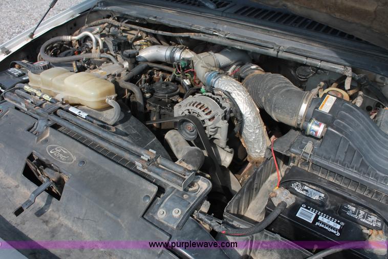 image for item H5798 2000 Ford F350 Super Duty XL Crew Cab flatbed pickup truck