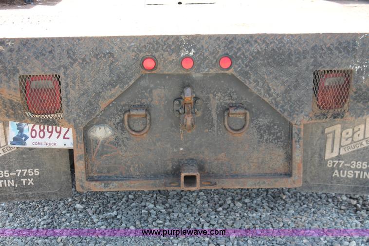 image for item H5798 2000 Ford F350 Super Duty XL Crew Cab flatbed pickup truck