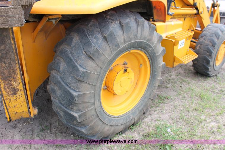 image for item H5799 1998 JCB 214 Series III backhoe