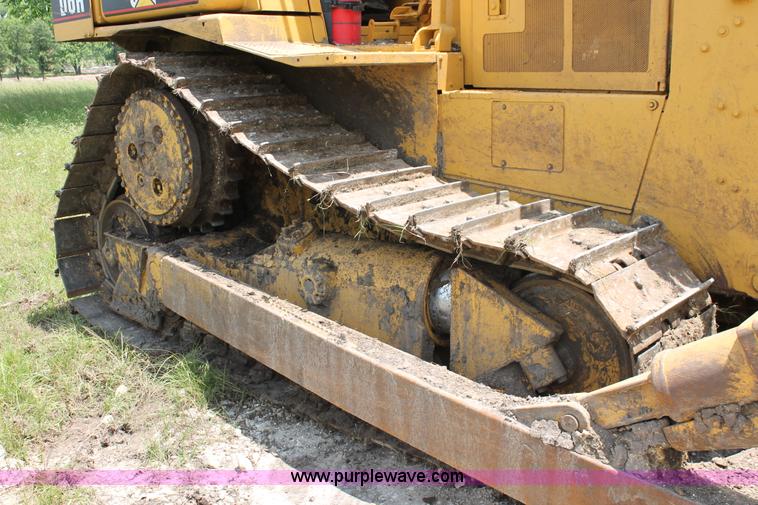 image for item H5800 1989 Caterpillar D6H dozer