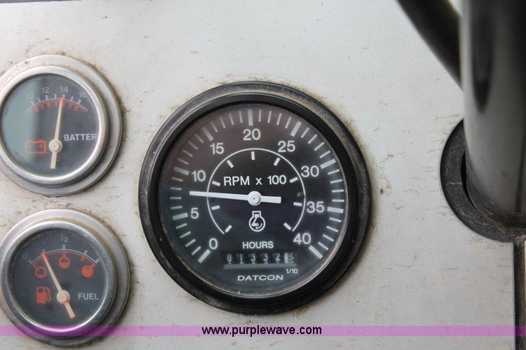 image for item H5841 1997 Grove RT750 rough terrain crane