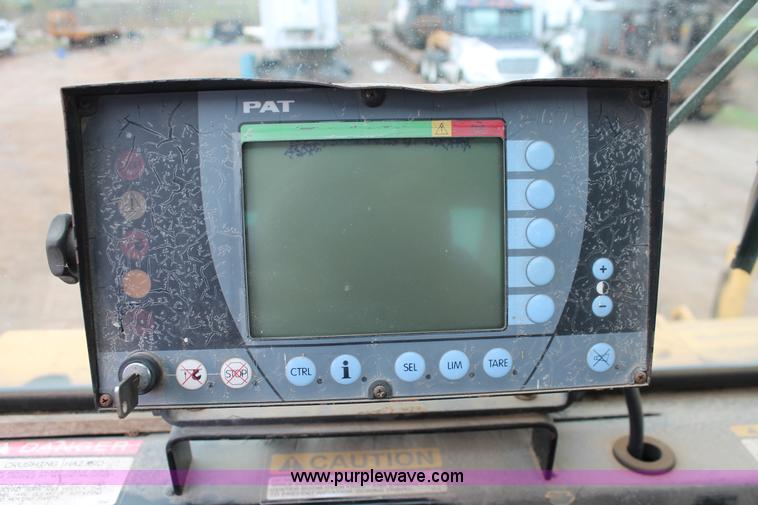 image for item H5841 1997 Grove RT750 rough terrain crane