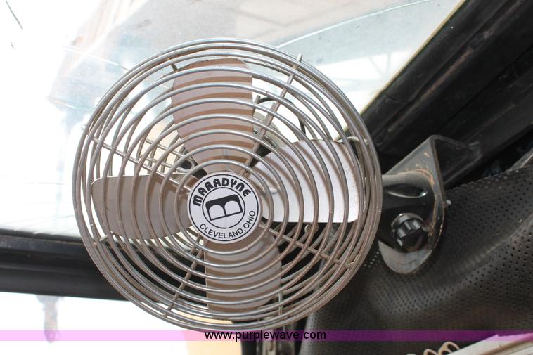 image for item H5841 1997 Grove RT750 rough terrain crane