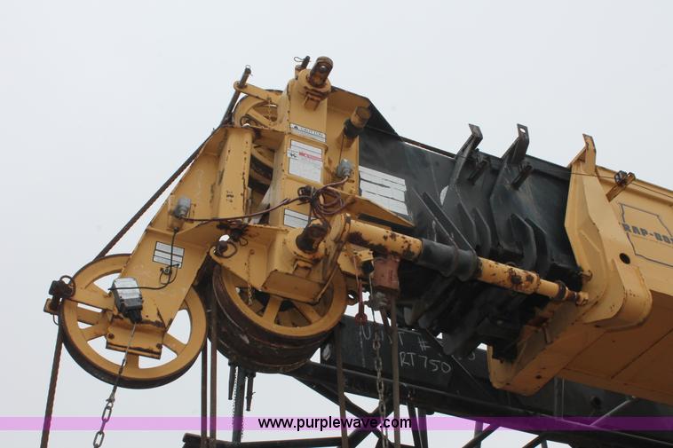 image for item H5841 1997 Grove RT750 rough terrain crane