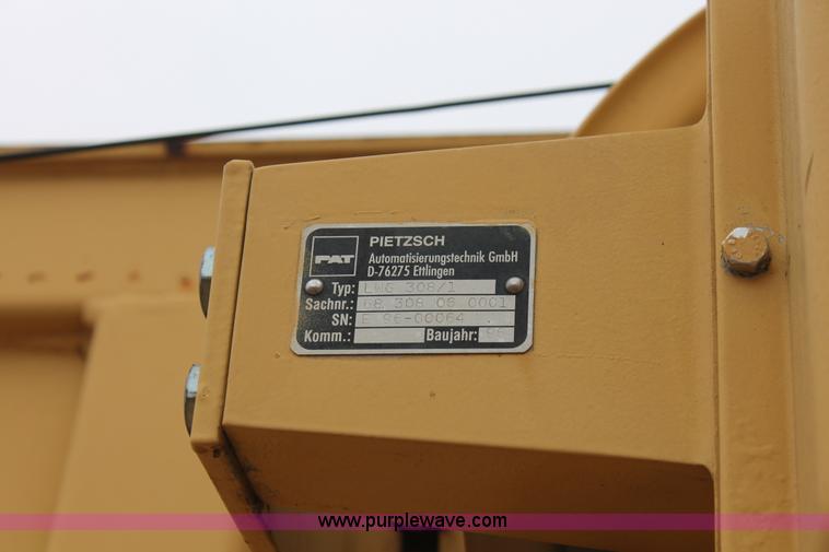 image for item H5841 1997 Grove RT750 rough terrain crane