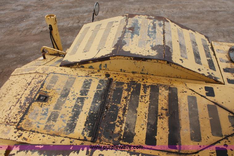 image for item H5841 1997 Grove RT750 rough terrain crane