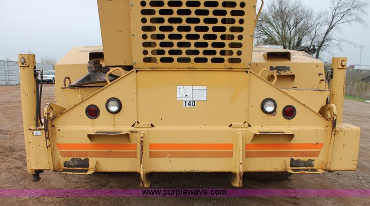 image for item H5841 1997 Grove RT750 rough terrain crane