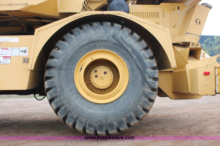 image for item H5841 1997 Grove RT750 rough terrain crane