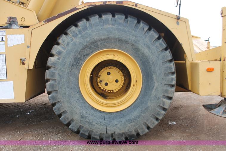 image for item H5841 1997 Grove RT750 rough terrain crane