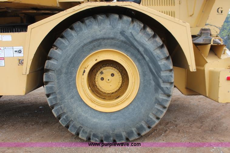 image for item H5841 1997 Grove RT750 rough terrain crane